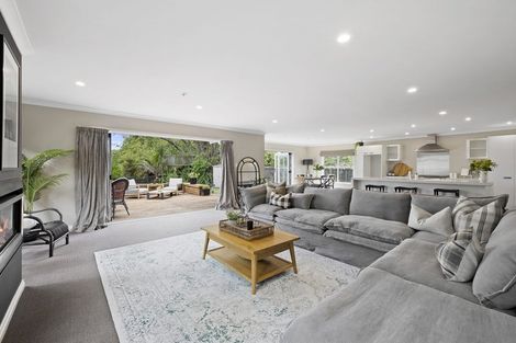 Photo of property in 17 Normanby Street, Fitzroy, New Plymouth, 4312