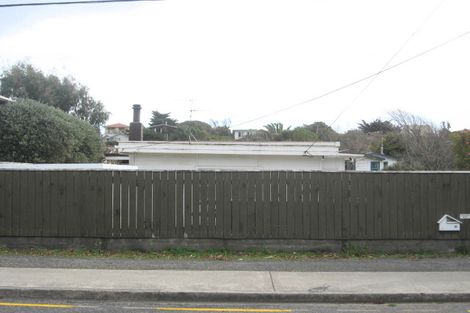 Photo of property in 37 Glen Road, Raumati South, Paraparaumu, 5032