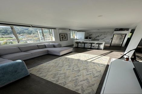 Photo of property in 29 Bird Grove, Stokes Valley, Lower Hutt, 5019