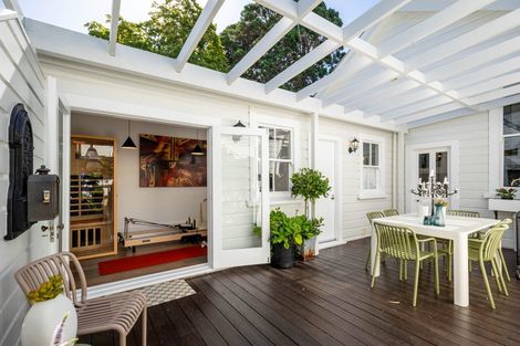 Photo of property in 28 Nile Street, Nelson, 7010