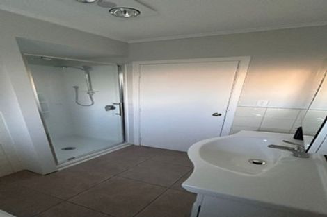 Photo of property in 14 Mclean Avenue, Papatoetoe, Auckland, 2025