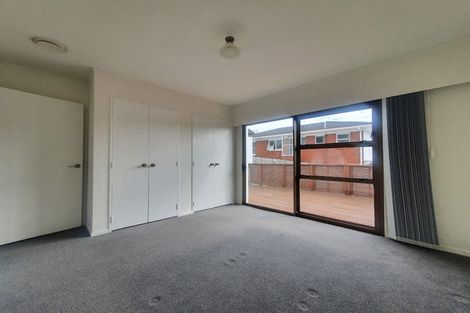 Photo of property in 1/177 Forrest Hill Road, Forrest Hill, Auckland, 0620