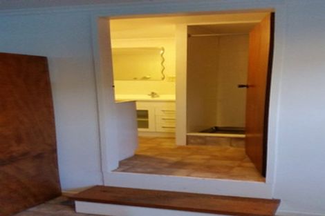 Photo of property in 2/12 Halifax Street, Kingston, Wellington, 6021