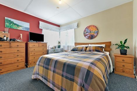 Photo of property in 29 Ross Crescent, Fairfield, Hamilton, 3214