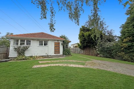 Photo of property in 15 Auburn Avenue, Upper Riccarton, Christchurch, 8041