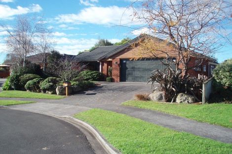 Photo of property in 22 Chesterfield Place, Rototuna, Hamilton, 3210