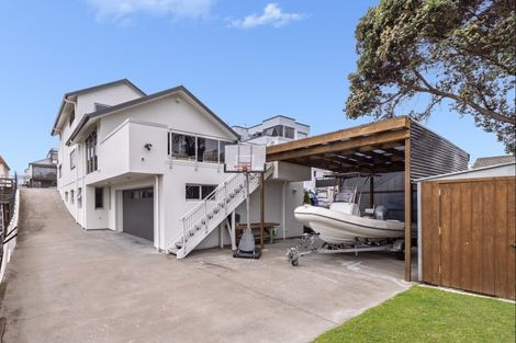 Photo of property in 40 Oceanview Road, Mount Maunganui, 3116