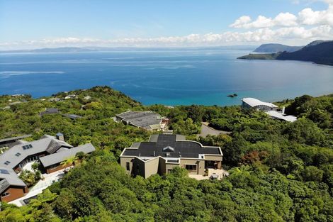 Photo of property in 40 Whakamoenga Point, Acacia Bay, Taupo, 3385