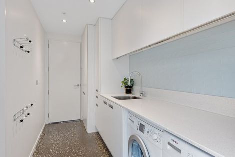 Photo of property in 48 Office Road, Merivale, Christchurch, 8014