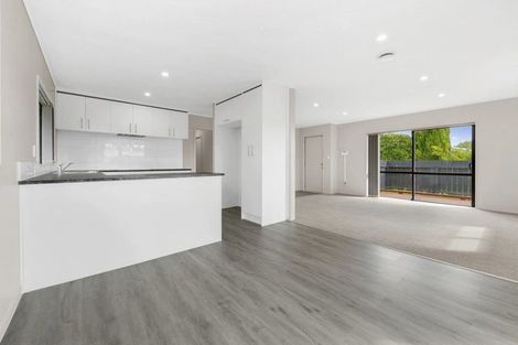 Photo of property in 1/3 Kelvin Road, Papakura, 2110