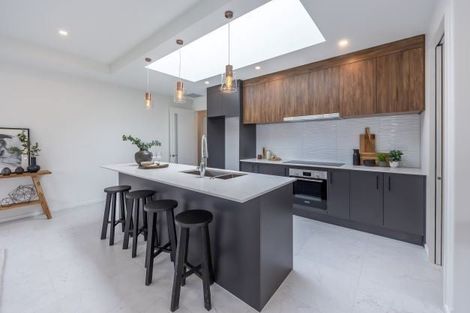 Photo of property in 23 Irvines Track, Halswell, Christchurch, 8025