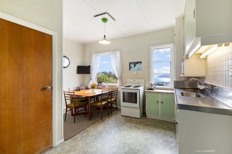 Photo of property in 21 Dunedin Terrace, Melrose, Wellington, 6023