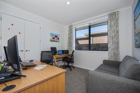 Photo of property in 22 Penetaka Heights, Pyes Pa, Tauranga, 3112