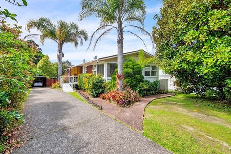Photo of property in 11 Chequers Avenue, Glenfield, Auckland, 0629