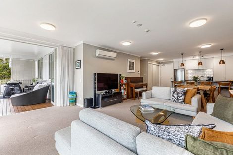 Photo of property in 123 Panorama Heights, Orewa, 0931