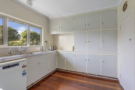 Photo of property in 29 Plympton Street, Brooklands, New Plymouth, 4310