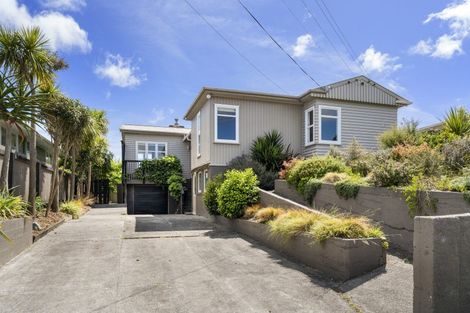Photo of property in 9 Gavin Road, Raumati Beach, Paraparaumu, 5032