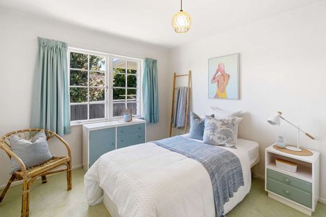 Photo of property in 73 Parkes Avenue, Saint Johns Hill, Whanganui, 4501