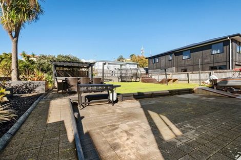 Photo of property in 67 South Road, Blagdon, New Plymouth, 4310