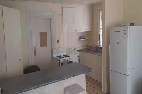 Photo of property in 70 Fairlie Terrace, Kelburn, Wellington, 6021