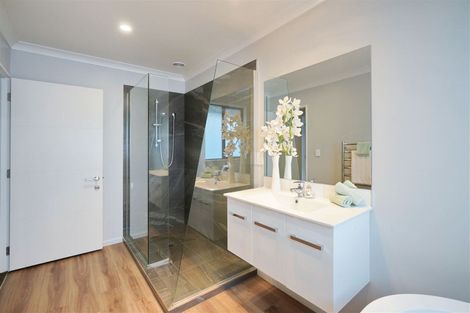 Photo of property in 9 Seaward Street, Pegasus, 7612