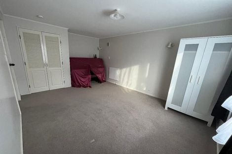Photo of property in 30 Fitzpatrick Street, Newlands, Wellington, 6037