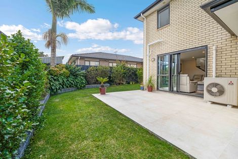 Photo of property in 10 Yatterina Avenue, Takanini, 2112