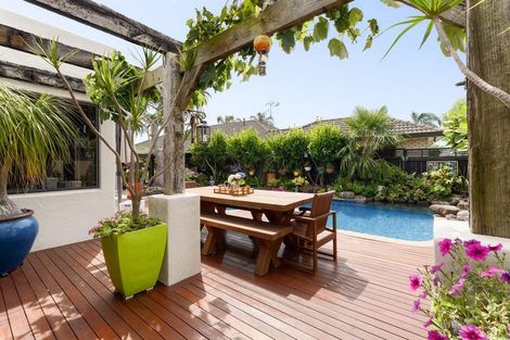 Photo of property in 2 La Cumbre Close, Bethlehem, Tauranga, 3110