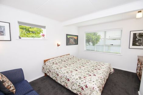 Photo of property in 2/39 Cassino Crescent, Onekawa, Napier, 4110