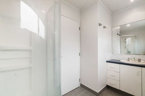 Photo of property in 1/16 Pax Avenue, Forrest Hill, Auckland, 0620