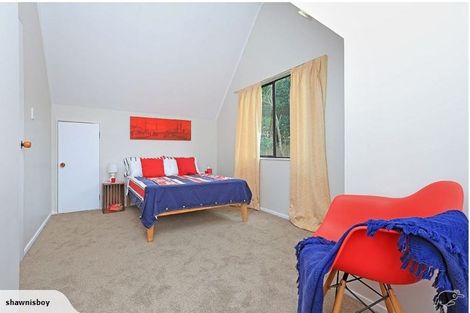 Photo of property in 2/112 Oaktree Avenue, Browns Bay, Auckland, 0630