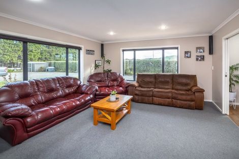 Photo of property in 1176 State Highway 2, Mikimiki, Masterton, 5881