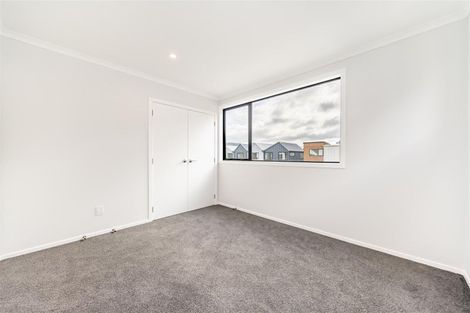 Photo of property in 11 Doug Jensen Street, Wallaceville, Upper Hutt, 5018
