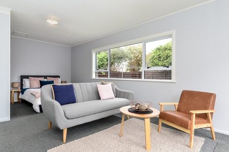 Photo of property in 5 Craig Place, Fairview Downs, Hamilton, 3214