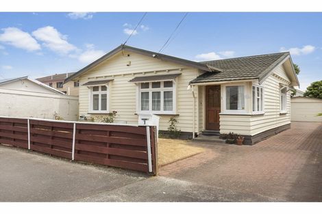 Photo of property in 1 Collins Street, Petone, Lower Hutt, 5012