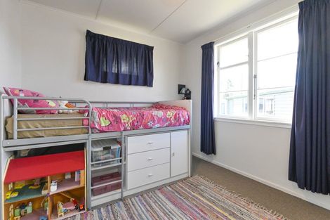 Photo of property in 405 Huia Place, Camberley, Hastings, 4120