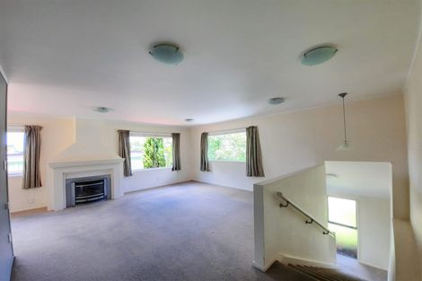 Photo of property in 73 Ayton Drive, Totara Vale, Auckland, 0629