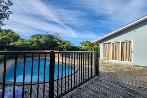 Photo of property in 49 Pitcairn Street, Oakura, 4314