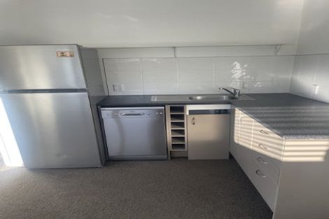 Photo of property in 48 Tauhinu Road, Greenhithe, Auckland, 0632