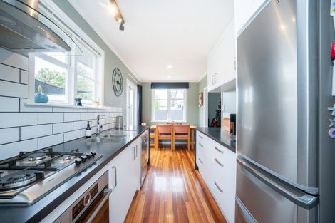 Photo of property in 23 Benmore Avenue, Cloverlea, Palmerston North, 4412