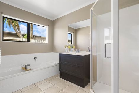 Photo of property in 46 Moonlight Drive, Rototuna North, Hamilton, 3210