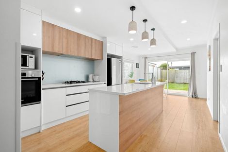 Photo of property in 1/7 Tudor Crescent, Chedworth, Hamilton, 3210