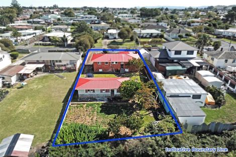 Photo of property in 33 Blake Road, Mangere East, Auckland, 2024