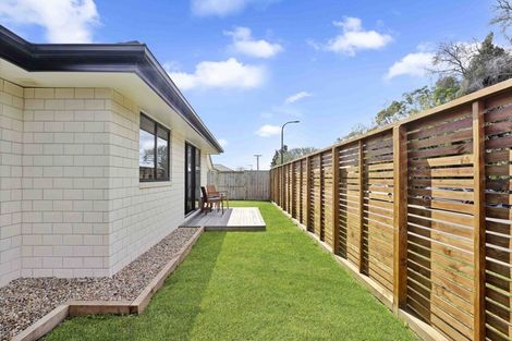 Photo of property in 2 Oderings Place, Huntington, Hamilton, 3210