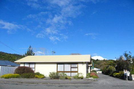 Photo of property in 61 Shakespeare Street, Greymouth, 7805