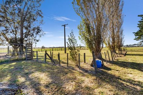 Photo of property in 2828 State Highway 1, Sanson, Palmerston North, 4479