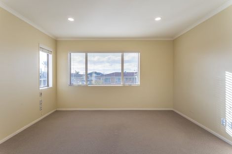 Photo of property in 3a Sorrel Crescent, Bucklands Beach, Auckland, 2012