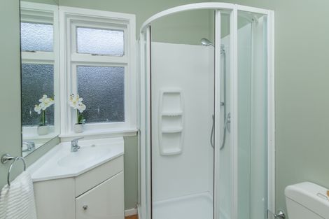 Photo of property in 44 Windermere Road, Papanui, Christchurch, 8053