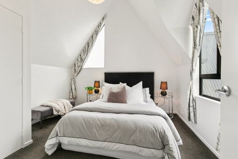 Photo of property in 90 Majoribanks Street, Mount Victoria, Wellington, 6011