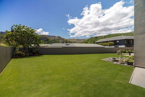 Photo of property in 17 Fox's Terrace, Arrowtown, 9302